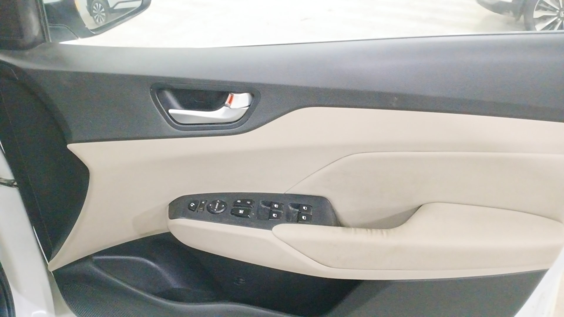 View 2018 Hyundai Verna 1.6 VTVT SX (O) Image 35 Used 2018 Hyundai Verna 1.6 VTVT SX (O) Image 35