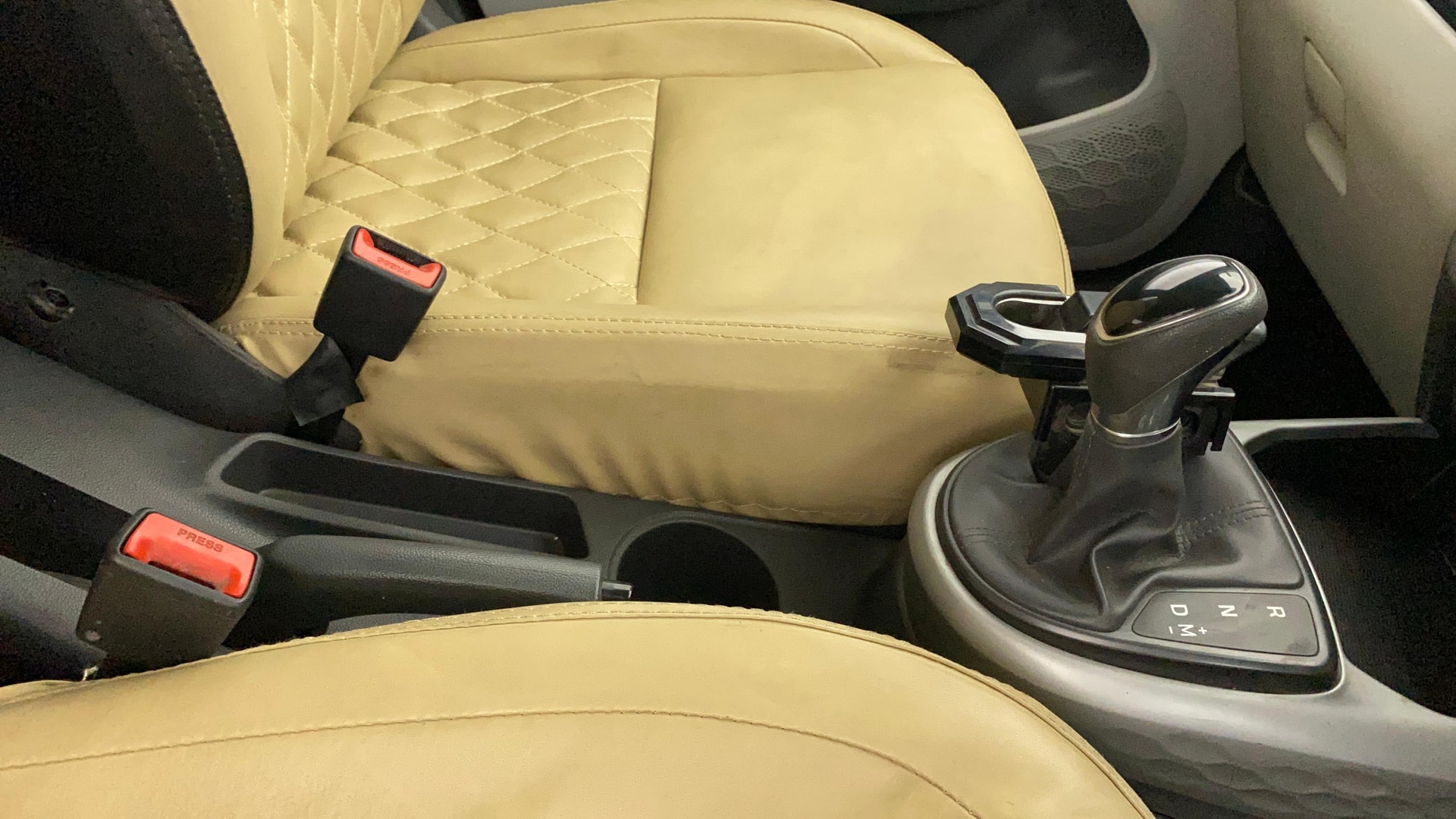 View 2021 Hyundai Grand i10 Nios Magna Petrol AMT Image 38 Used 2021 Hyundai Grand i10 Nios Magna Petrol AMT Image 38