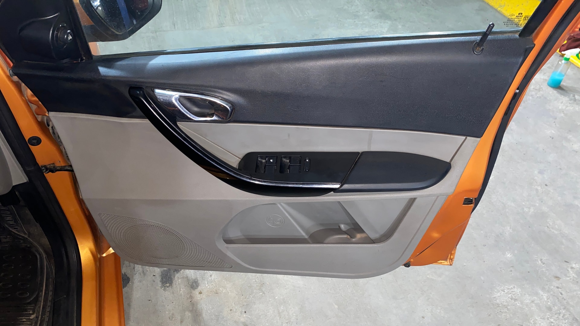 View 2018 Tata Tiago Revotorq XB Image 32 Used 2018 Tata Tiago Revotorq XB Image 32
