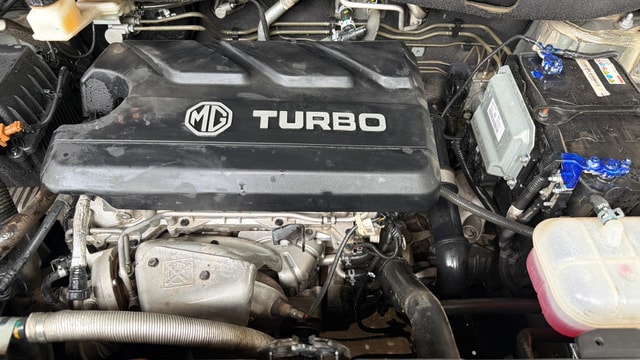 View MG Hector Plus Image 47 Used MG Hector Plus Image 47