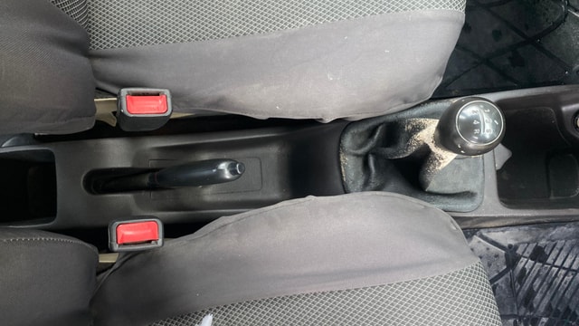 View Hyundai EON Image 37 Used Hyundai EON Image 37