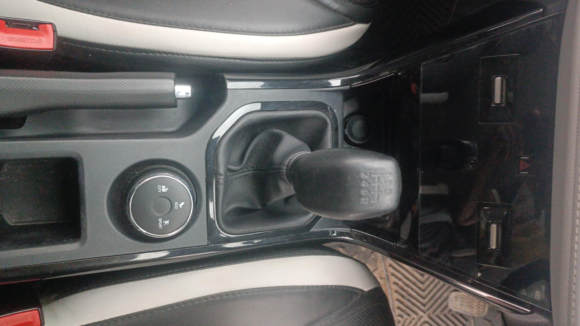 View 2023 Tata Nexon Revotron XE Image 41 Used 2023 Tata Nexon Revotron XE Image 41