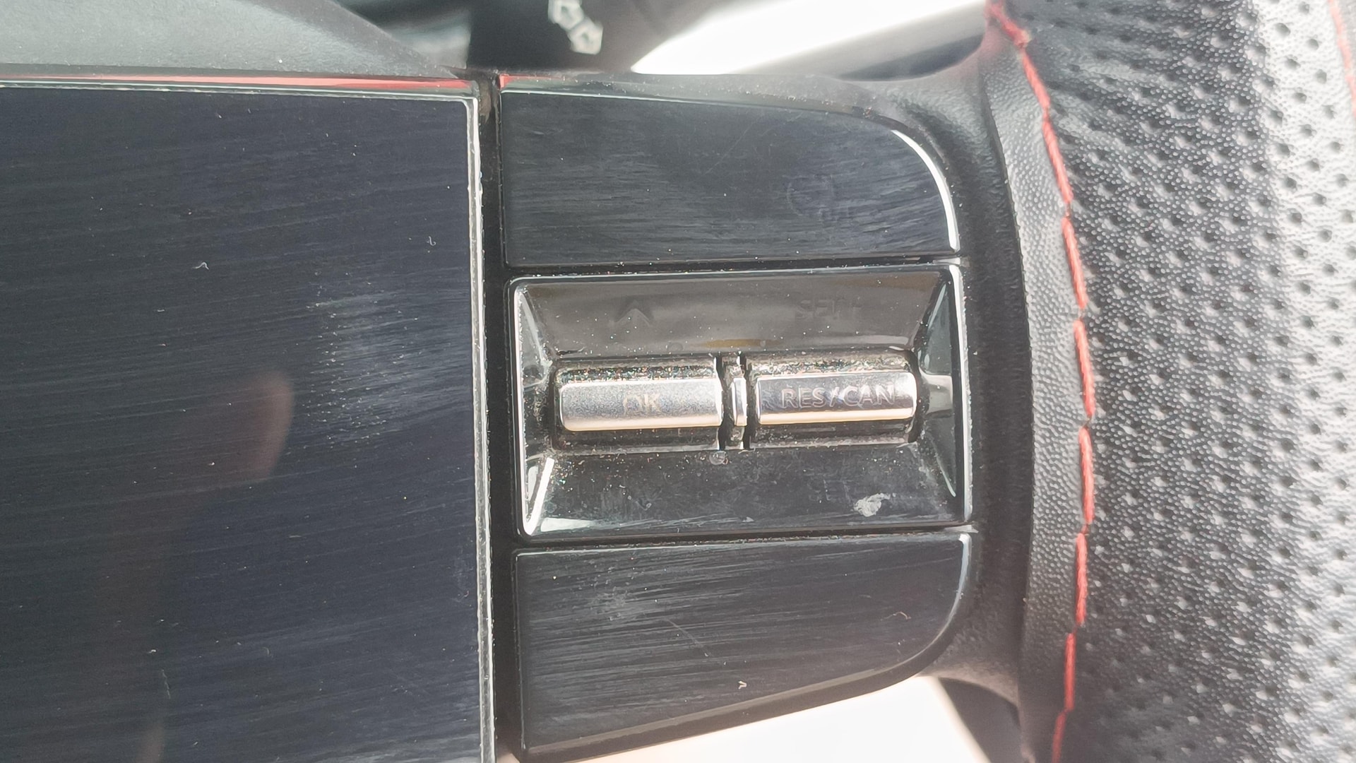 View 2023 Tata Nexon Revotron XE Image 3 Used 2023 Tata Nexon Revotron XE Image 3