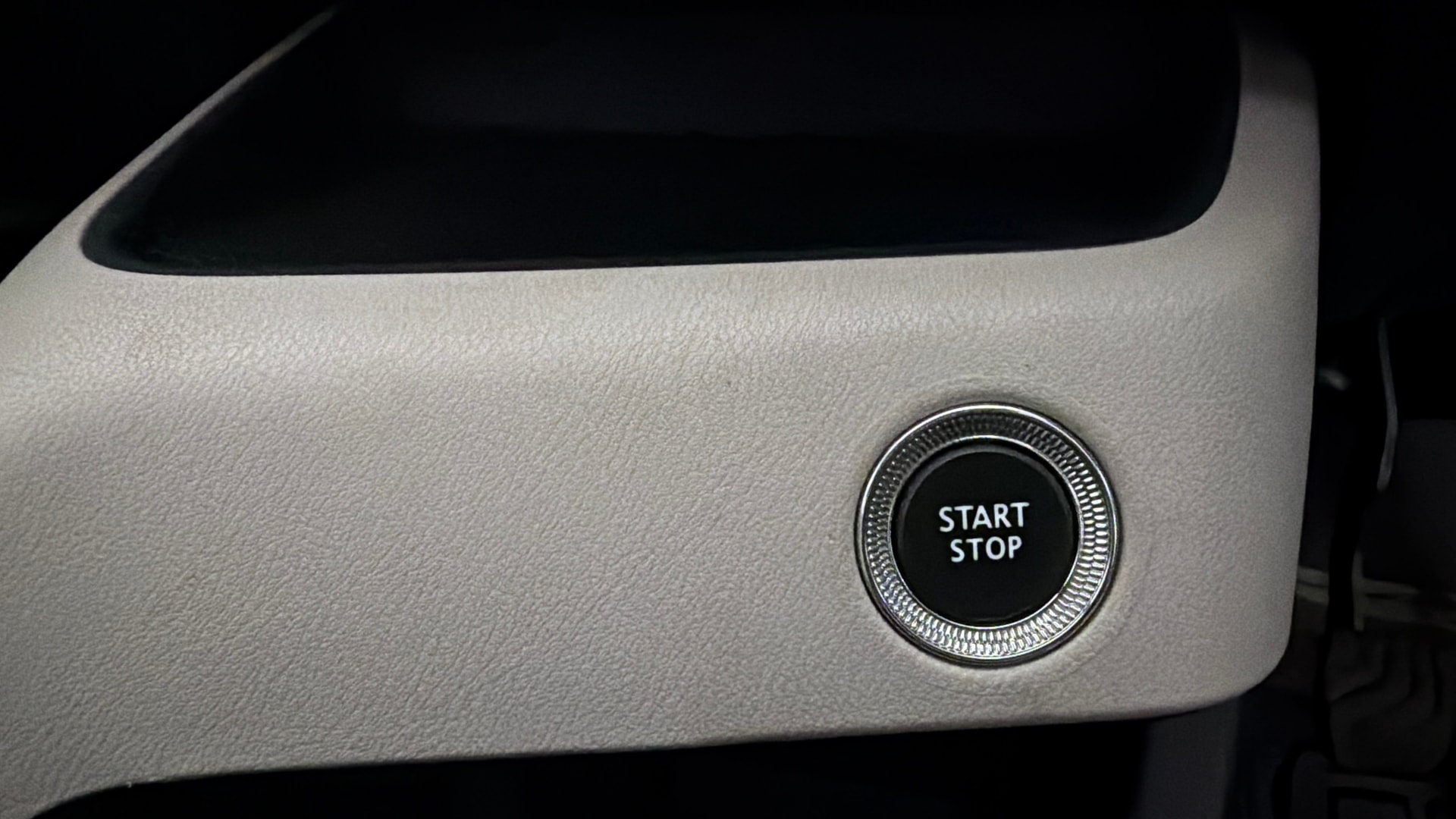 View 2021 Nissan Magnite XV Image 34 Used 2021 Nissan Magnite XV Image 34