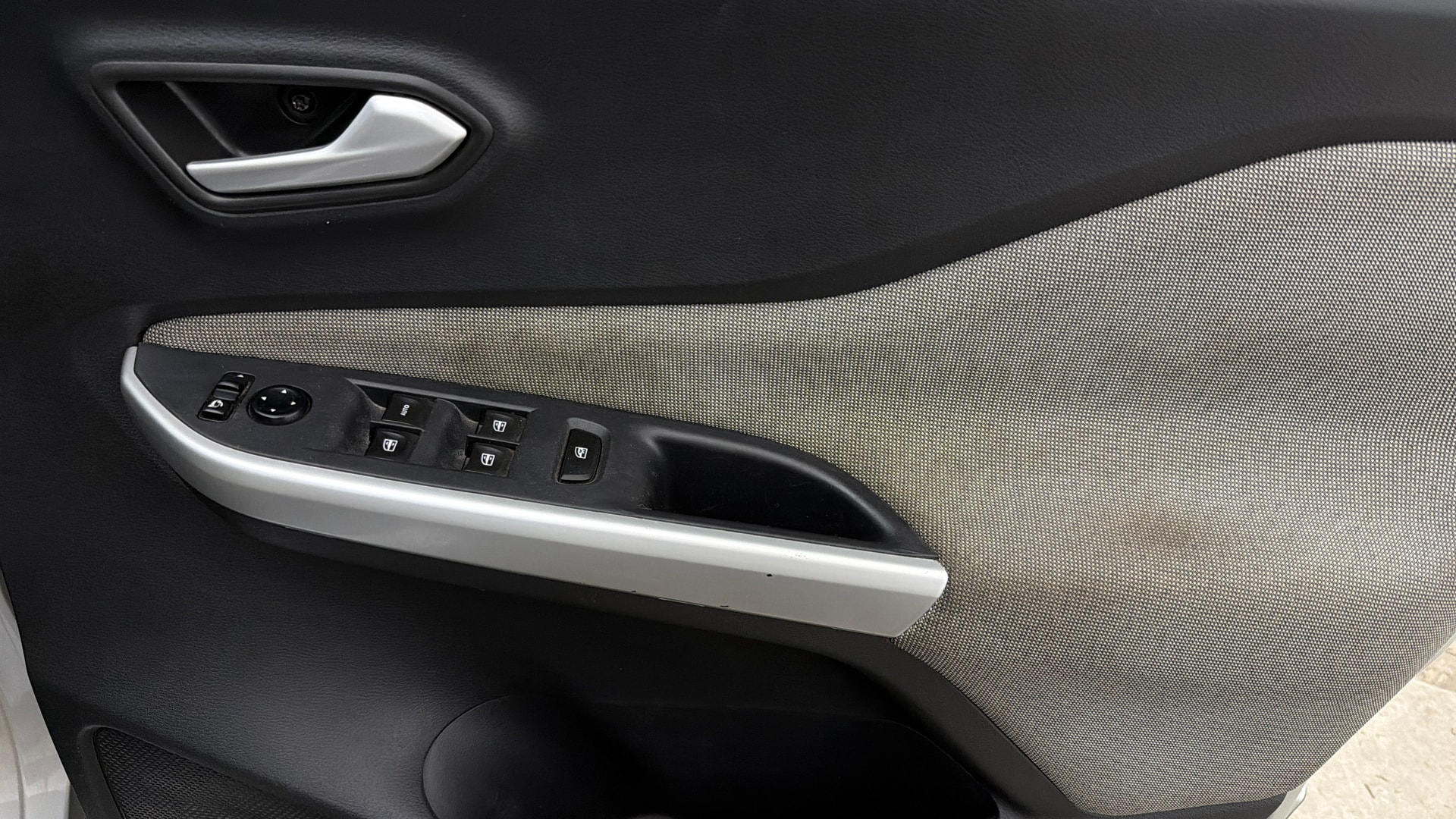 View 2021 Nissan Magnite XV Image 33 Used 2021 Nissan Magnite XV Image 33