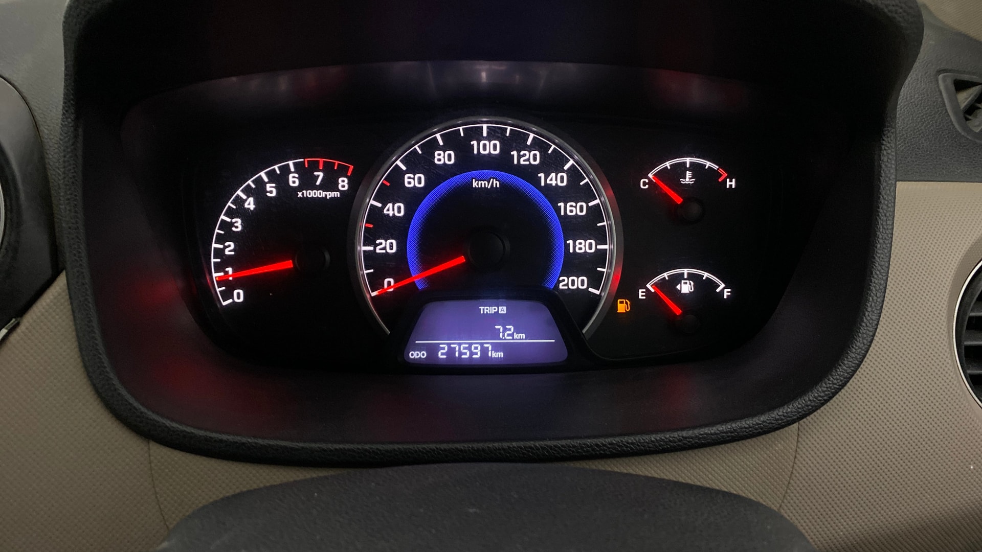View 2016 Hyundai Grand i10 Sportz 1.2 Kappa Image 34 Used 2016 Hyundai Grand i10 Sportz 1.2 Kappa Image 34