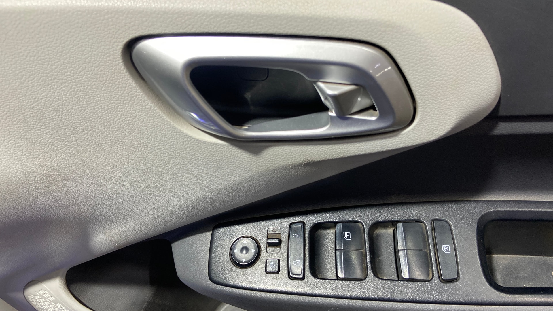 View 2023 Hyundai Grand i10 Nios Sportz Petrol Image 33 Used 2023 Hyundai Grand i10 Nios Sportz Petrol Image 33