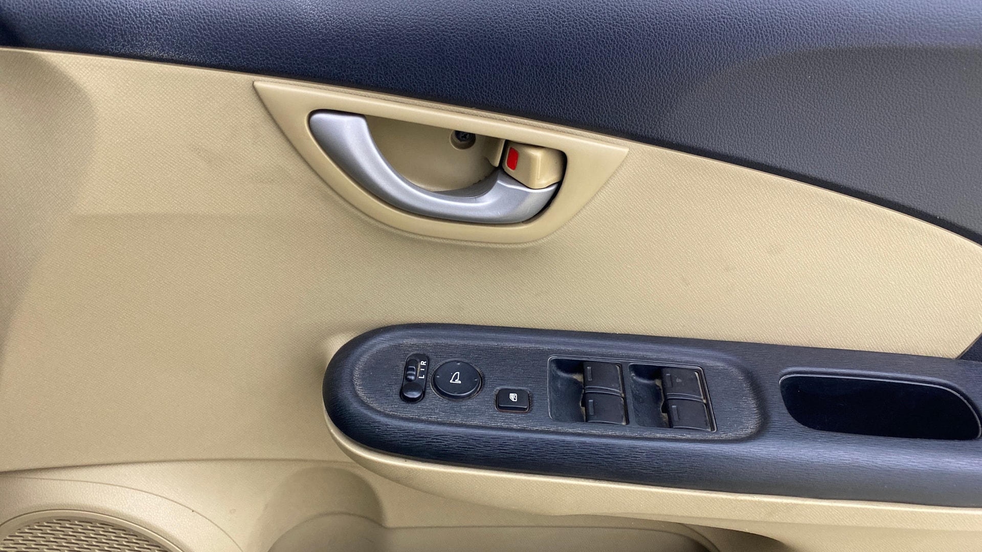 Used 2014 Honda Amaze Used 2014 Honda Amaze