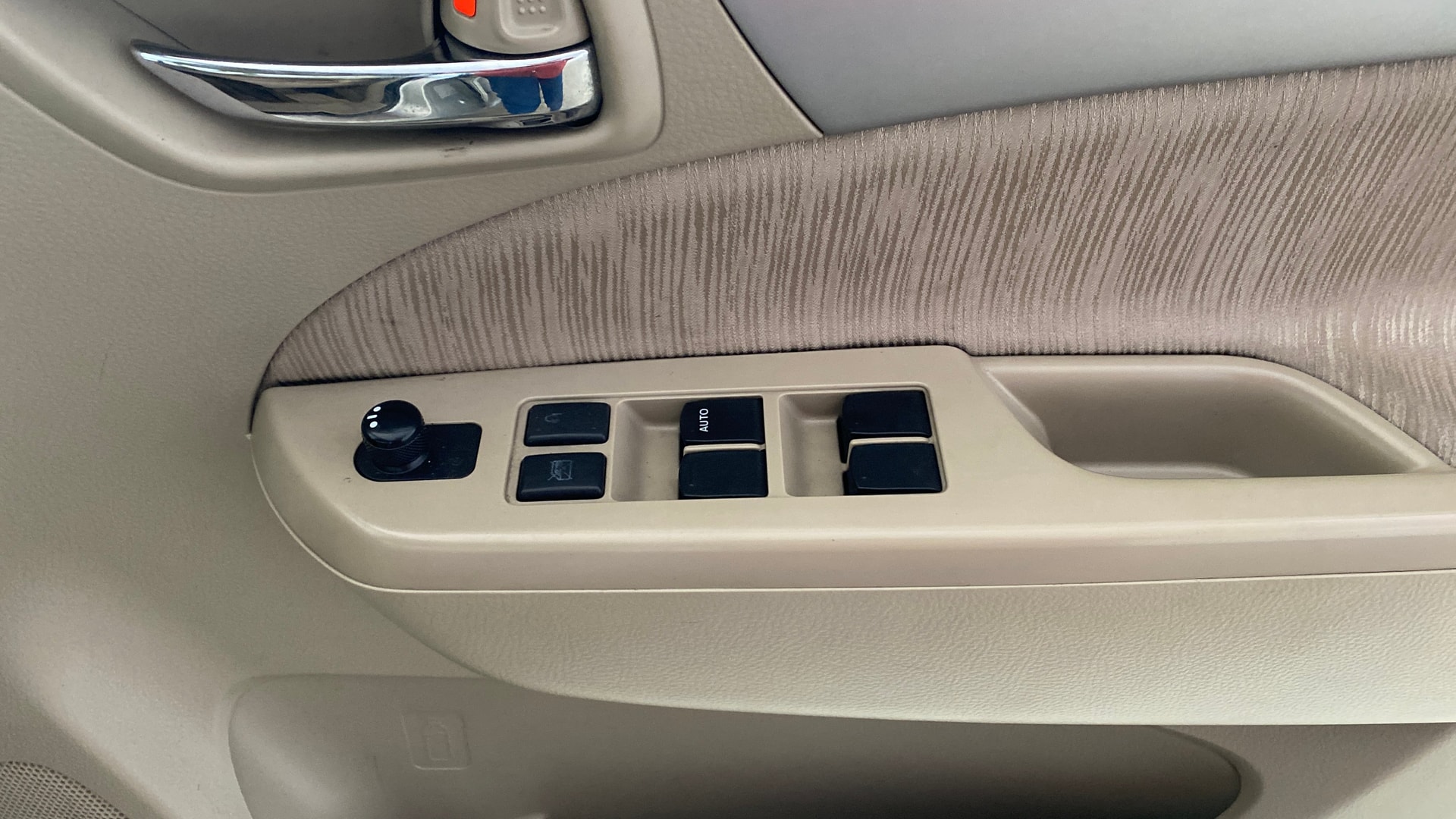 View 2015 Maruti Suzuki 1000 Base Variant Image 33 Used 2015 Maruti Suzuki 1000 Base Variant Image 33