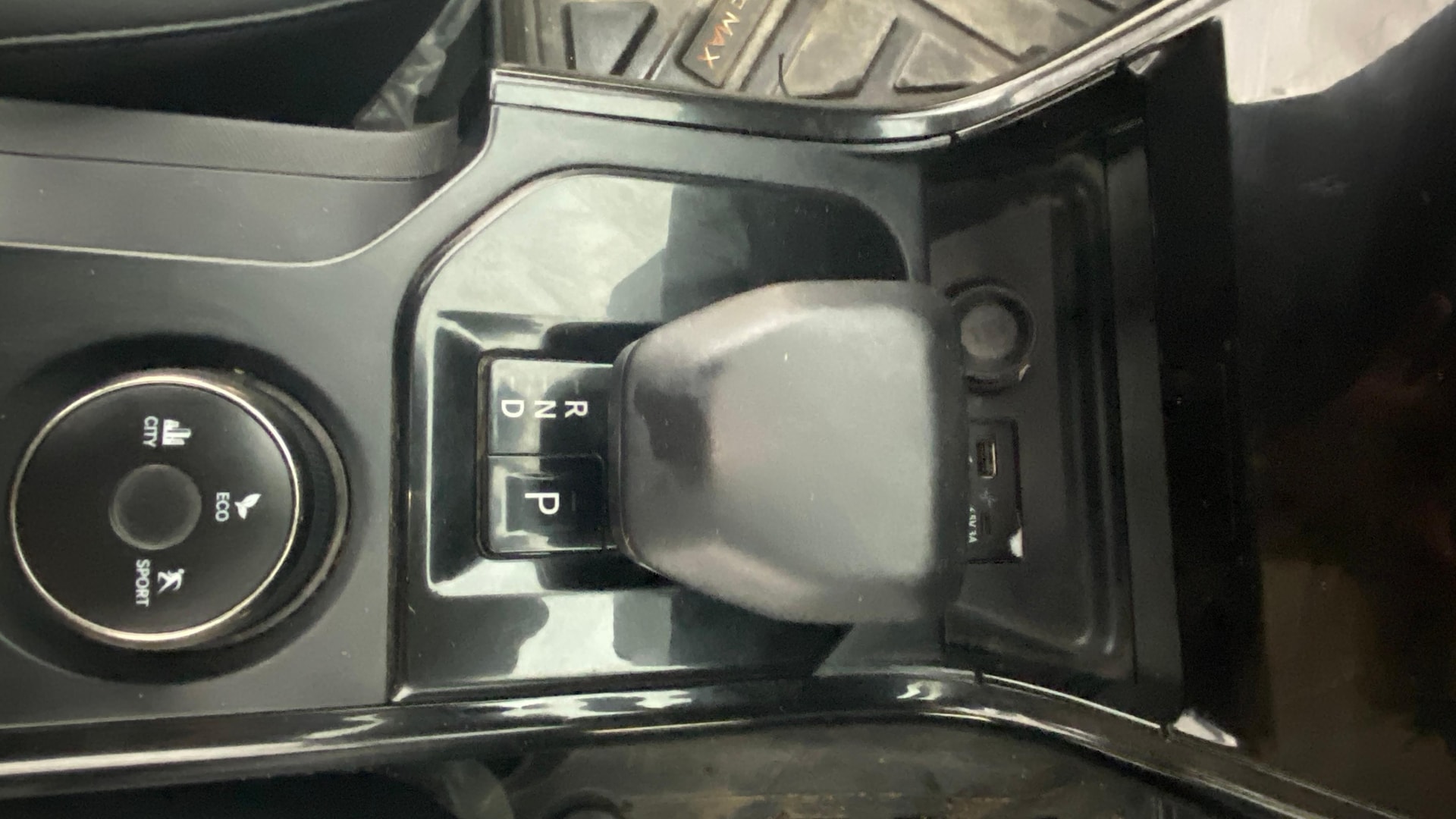 View 2024 Tata Nexon Revotron XE Image 40 Used 2024 Tata Nexon Revotron XE Image 40