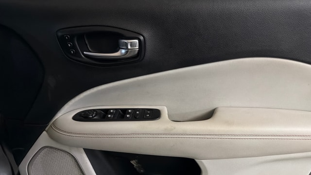 View Jeep Compass Image 34 Used Jeep Compass Image 34