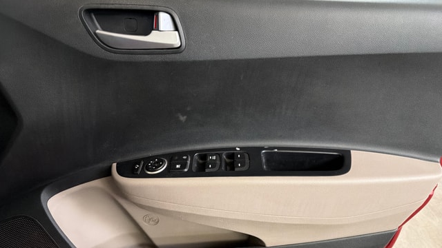 View Hyundai Grand i10 Image 33 Used Hyundai Grand i10 Image 33