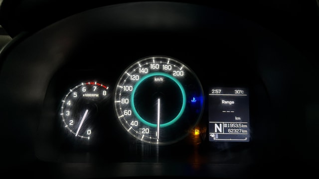 View Maruti Suzuki 1000 Image 34 Used Maruti Suzuki 1000 Image 34