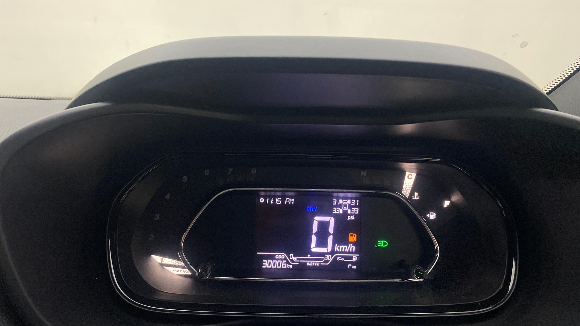 View 2023 Tata Nexon Revotron XE Image 21 Used 2023 Tata Nexon Revotron XE Image 21