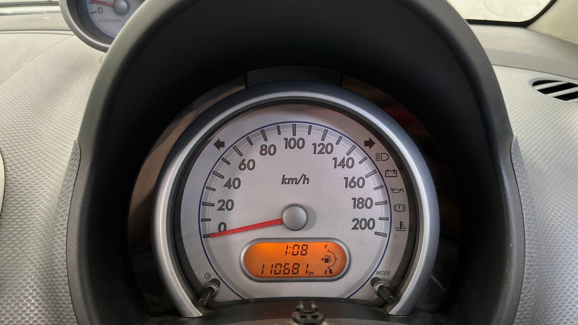 View 2014 Maruti Suzuki 1000 Base Variant Image 34 Used 2014 Maruti Suzuki 1000 Base Variant Image 34