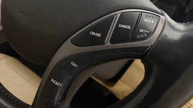 View Hyundai Elantra Image 3 Used Hyundai Elantra Image 3