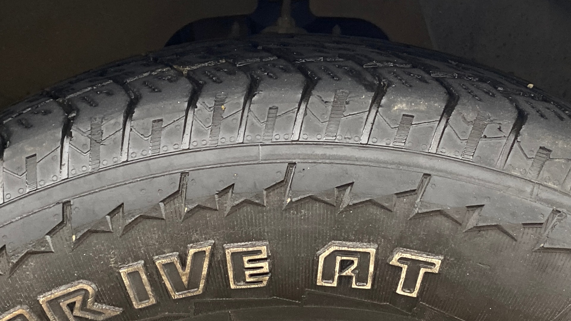 View 2023 Mahindra Thar AX Standard Manual Soft Top 6 Seater Image 42 Used 2023 Mahindra Thar AX Standard Manual Soft Top 6 Seater Image 42