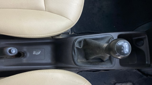 View Hyundai EON Image 37 Used Hyundai EON Image 37