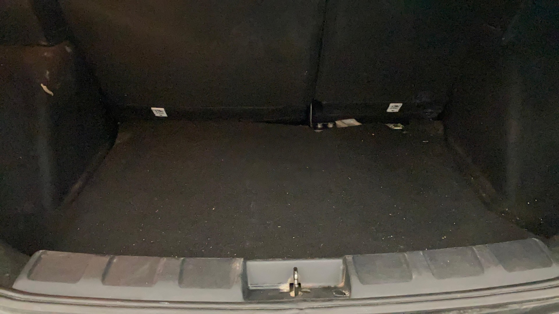 View 2022 Tata Nexon Revotron XE Image 11 Used 2022 Tata Nexon Revotron XE Image 11