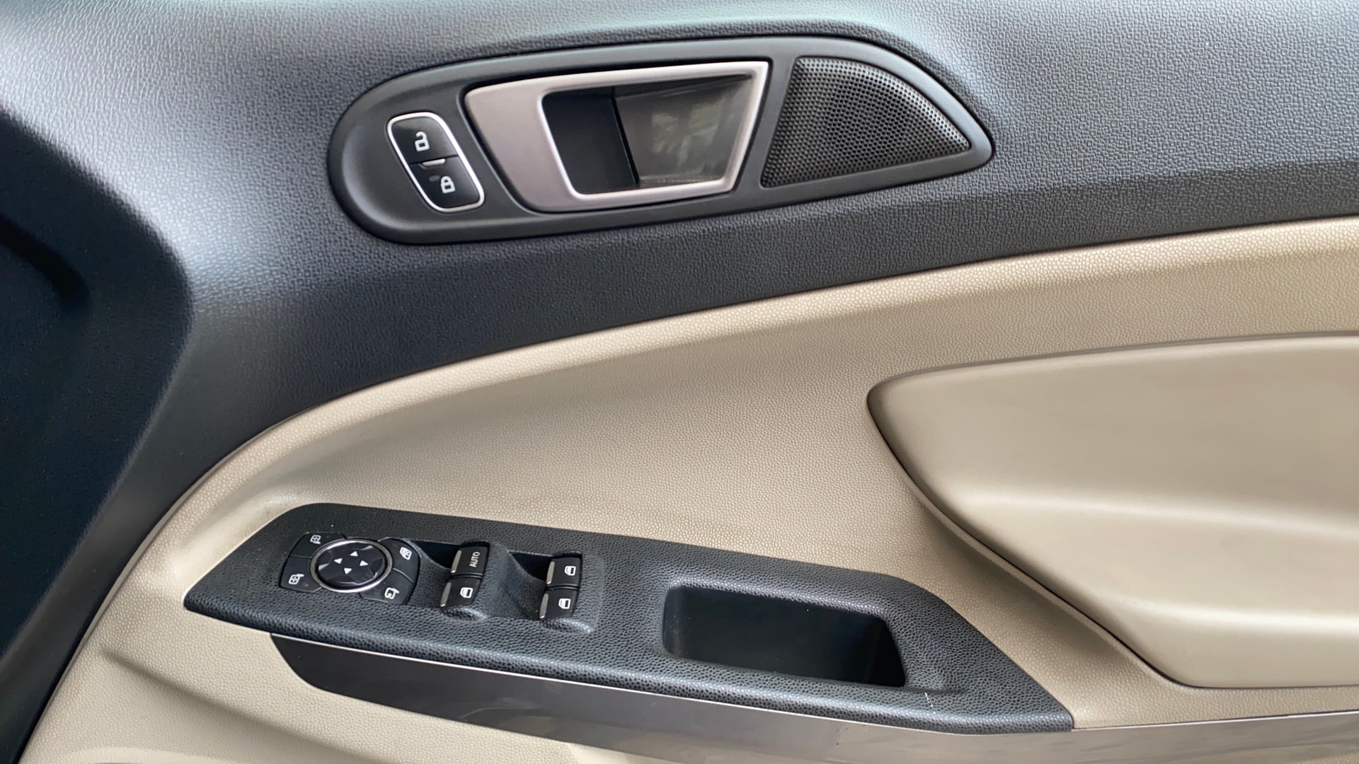 View 2020 Ford EcoSport 1.5 TDCi Diesel Ambiente BS IV Image 33 Used 2020 Ford EcoSport 1.5 TDCi Diesel Ambiente BS IV Image 33