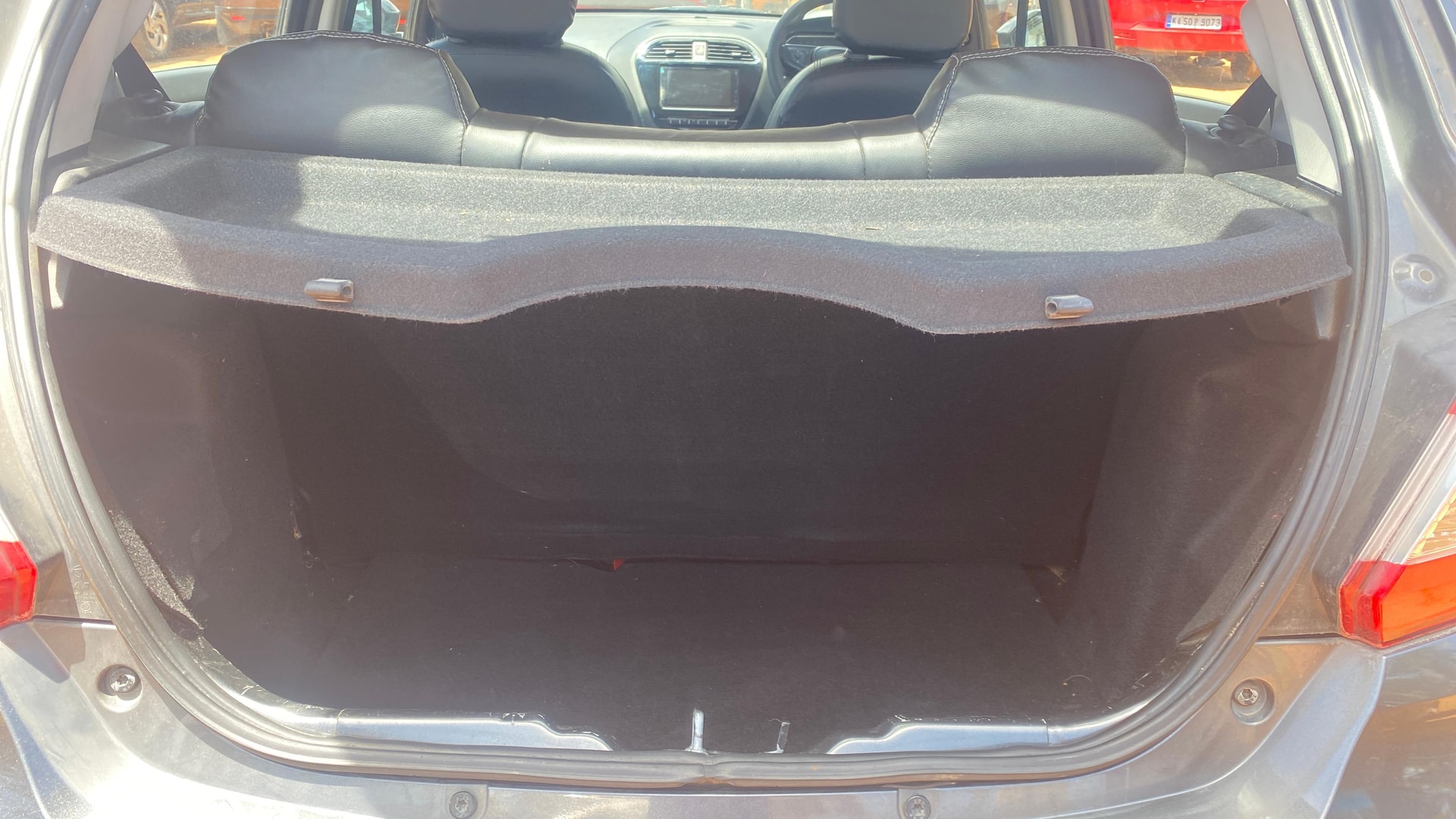 View 2021 Tata Tiago Revotorq XB Image 10 Used 2021 Tata Tiago Revotorq XB Image 10