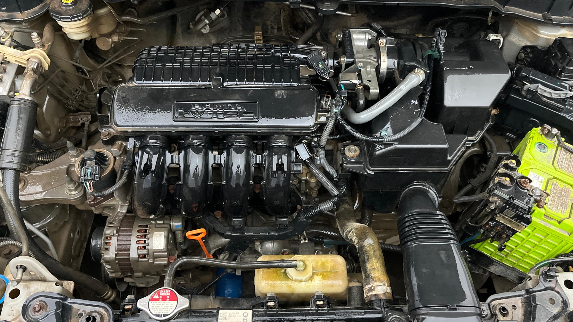 View 2015 Honda City ZX MT Diesel Anniversary Edition Image 41 Used 2015 Honda City ZX MT Diesel Anniversary Edition Image 41