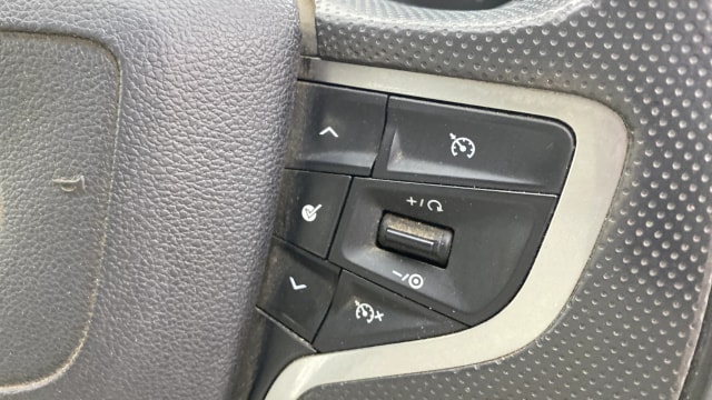 View Tata Safari Image 3 Used Tata Safari Image 3