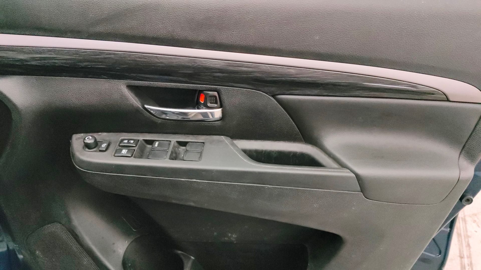 View 2022 Maruti Suzuki 1000 Base Variant Image 35 Used 2022 Maruti Suzuki 1000 Base Variant Image 35