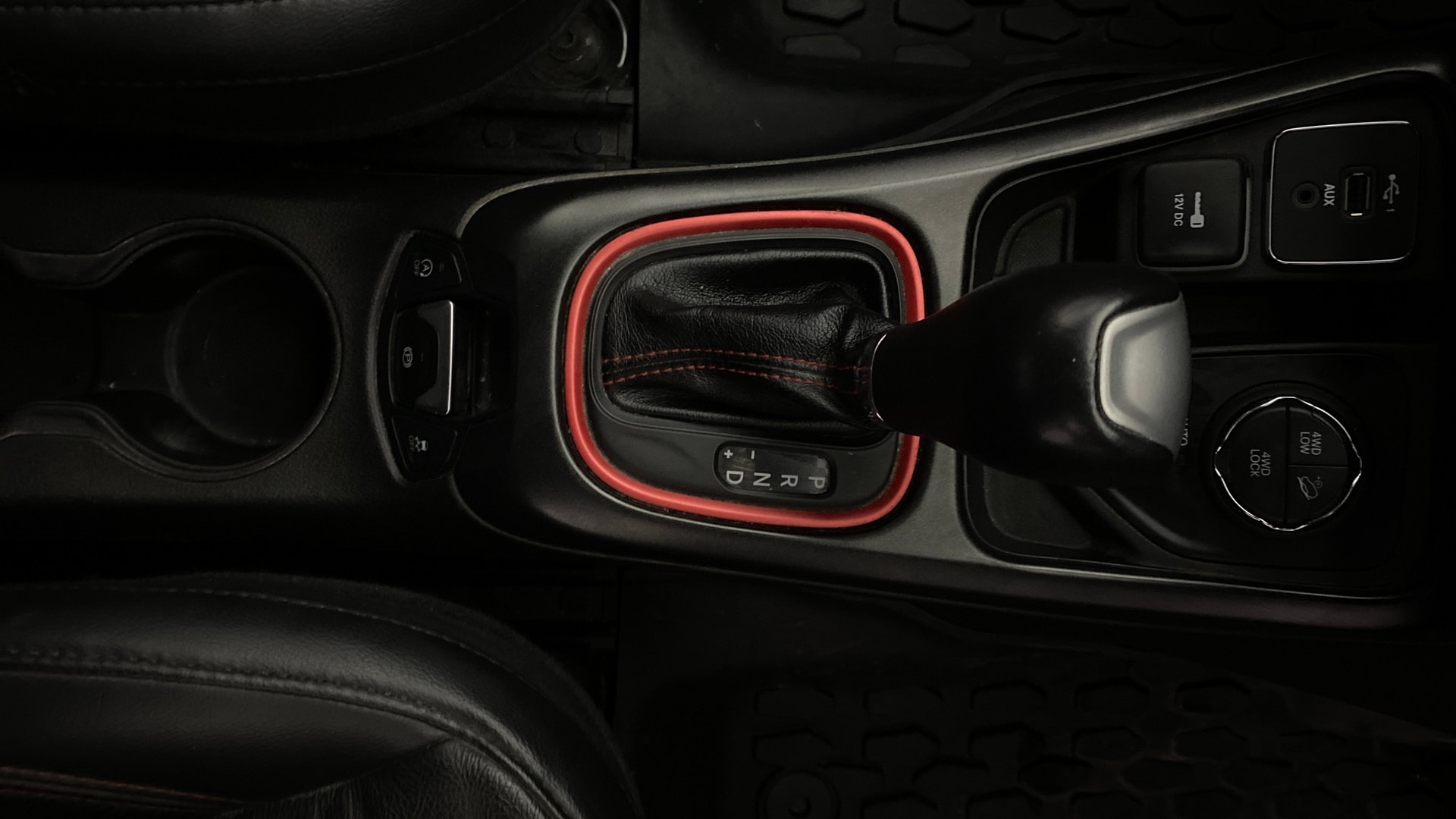 View 2020 Jeep Compass Trailhawk 4X4 (O) 2.0D AT Image 41 Used 2020 Jeep Compass Trailhawk 4X4 (O) 2.0D AT Image 41