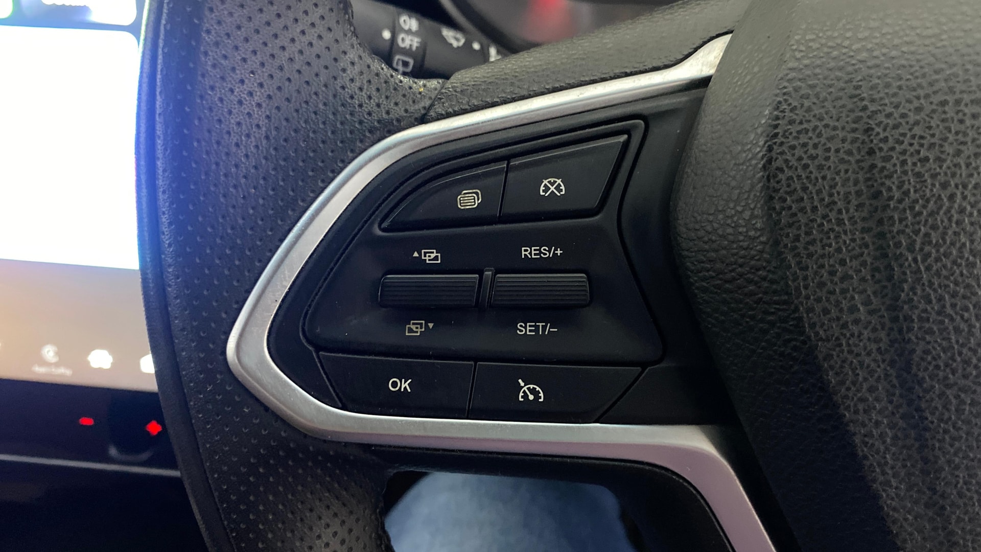 Used 2024 MG Hector Plus Used 2024 MG Hector Plus