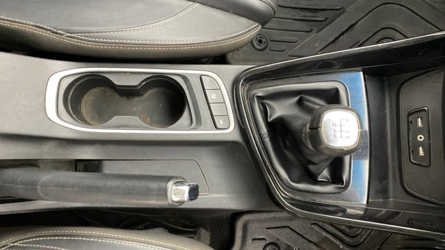 View MG Hector Image 41 Used MG Hector Image 41