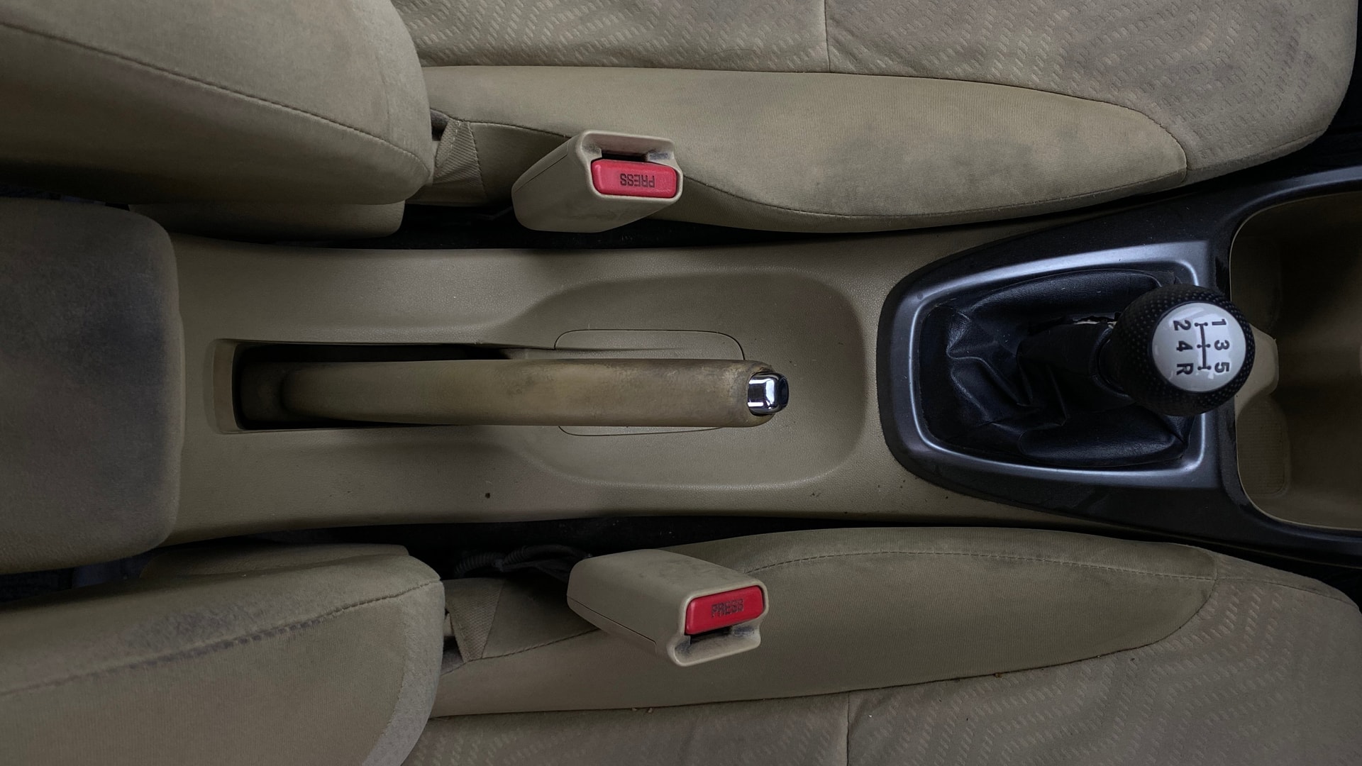View 2013 Honda City ZX MT Diesel Anniversary Edition Image 37 Used 2013 Honda City ZX MT Diesel Anniversary Edition Image 37