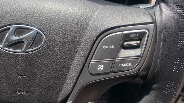 View Hyundai Santa Fe Image 3 Used Hyundai Santa Fe Image 3