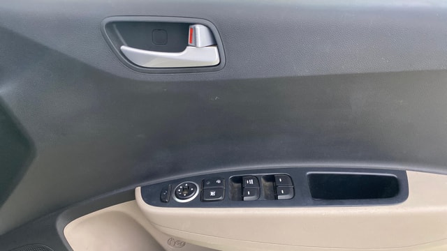 View Hyundai Grand i10 Image 32 Used Hyundai Grand i10 Image 32