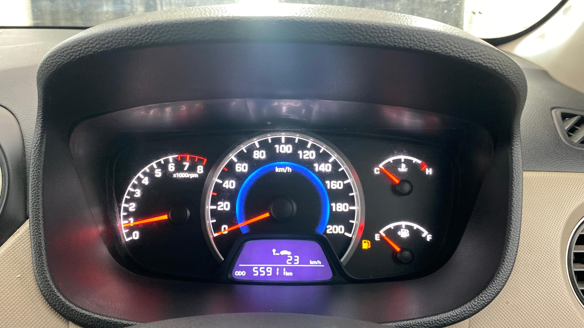 View 2016 Hyundai Grand i10 Sportz 1.2 Kappa Image 33 Used 2016 Hyundai Grand i10 Sportz 1.2 Kappa Image 33