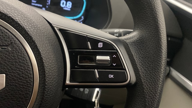 View Kia Carens Image 3 Used Kia Carens Image 3