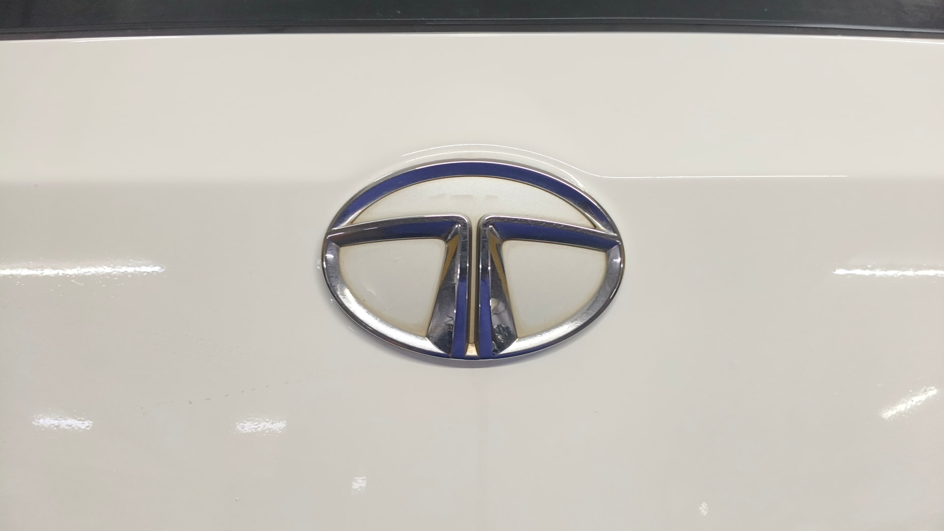 View 2019 Tata Tiago Revotorq XB Image 23 Used 2019 Tata Tiago Revotorq XB Image 23