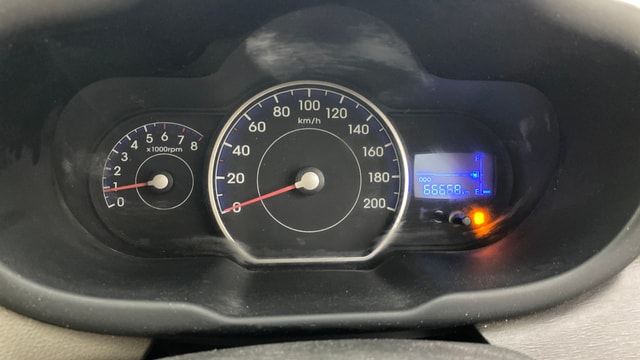 View Hyundai i10 Image 33 Used Hyundai i10 Image 33