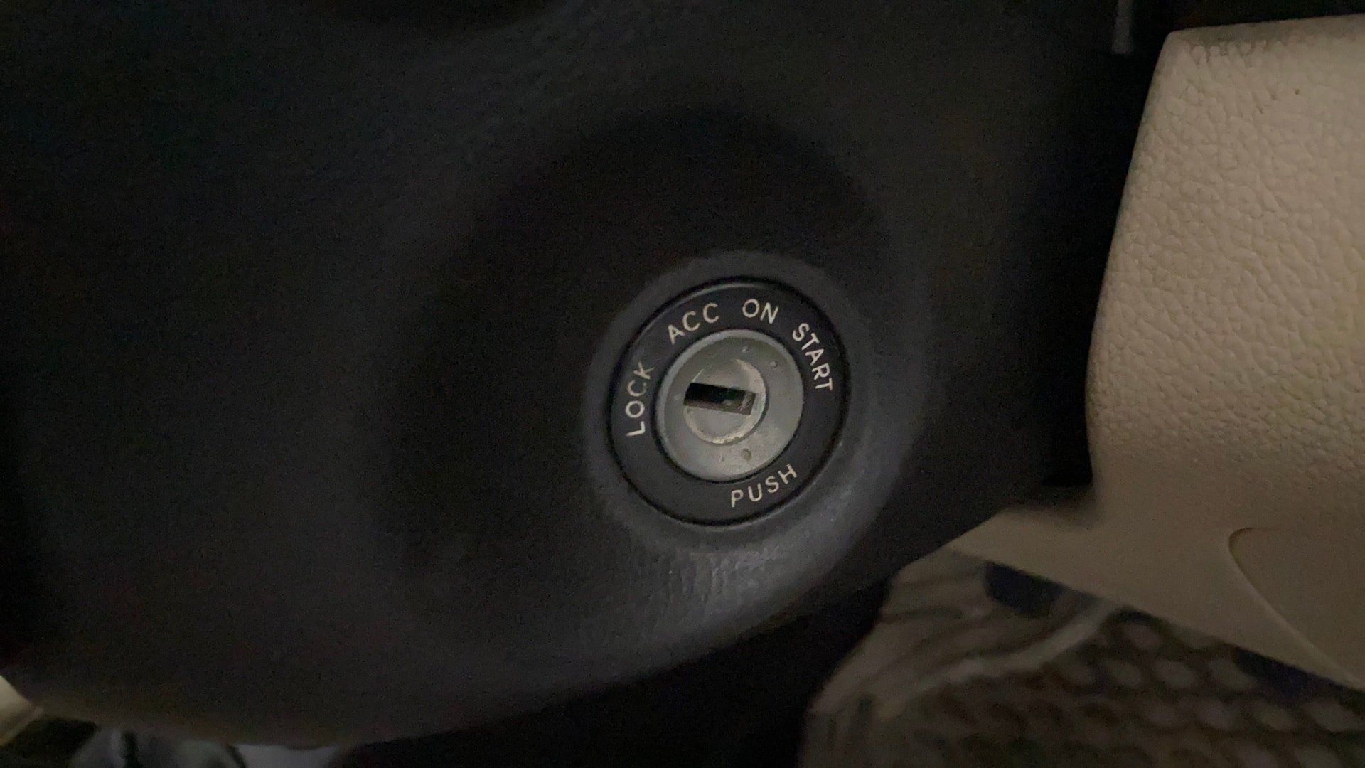View 2017 Hyundai EON 1.0 Kappa Era + Image 42 Used 2017 Hyundai EON 1.0 Kappa Era + Image 42