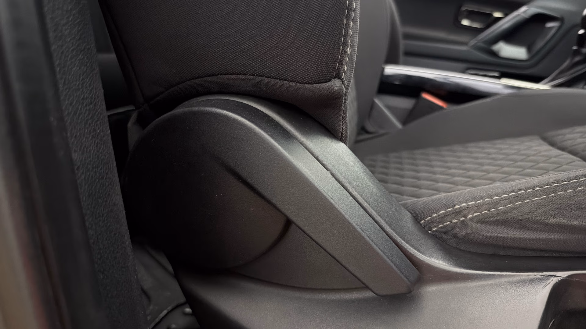 View 2022 Tata Harrier XE Image 19 Used 2022 Tata Harrier XE Image 19