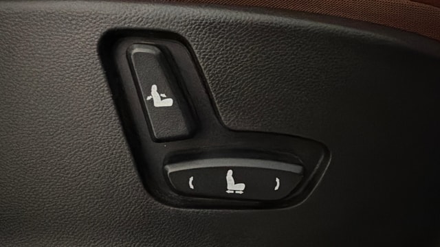 View MG Hector Plus Image 12 Used MG Hector Plus Image 12