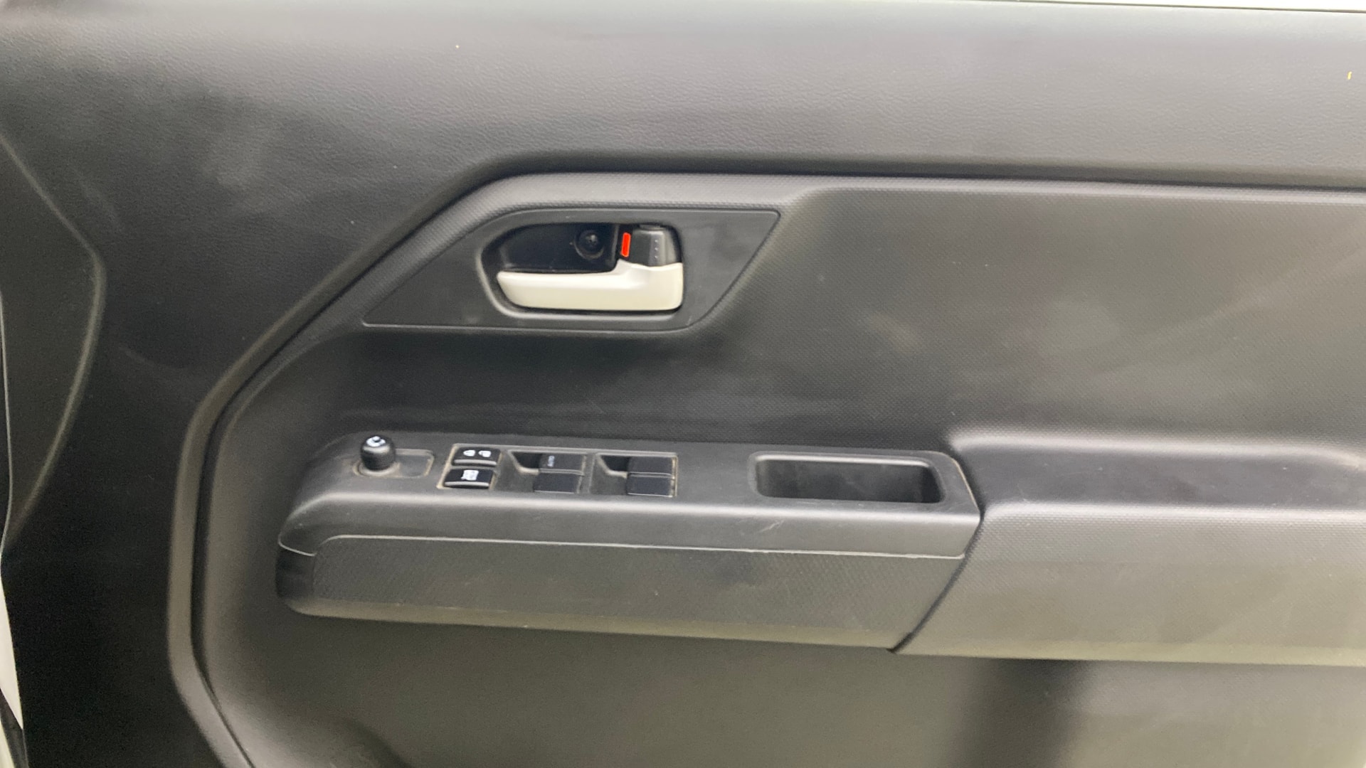 View 2025 Maruti Suzuki 1000 Base Variant Image 32 Used 2025 Maruti Suzuki 1000 Base Variant Image 32