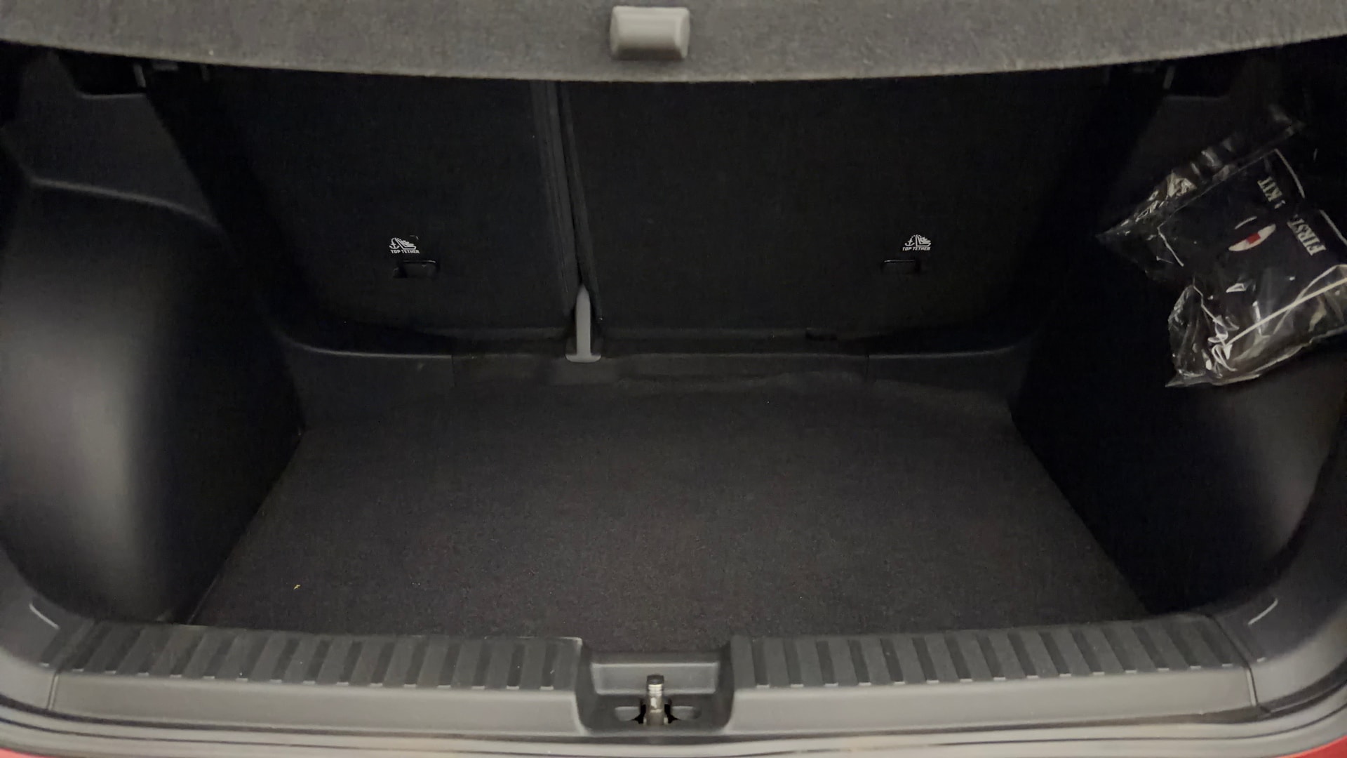 View 2024 Volkswagen Taigun 1.0 TSI Highline AT Image 7 Used 2024 Volkswagen Taigun 1.0 TSI Highline AT Image 7