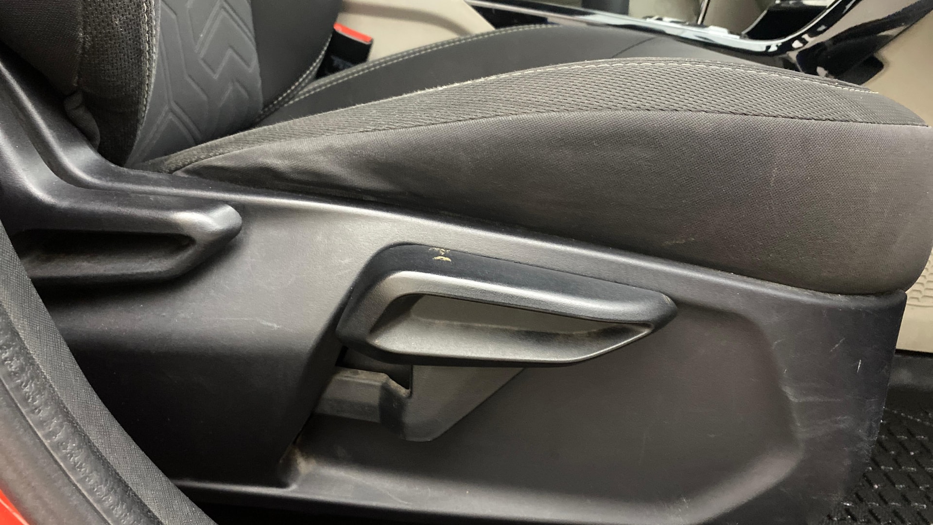 View 2023 Tata Nexon Revotron XE Image 18 Used 2023 Tata Nexon Revotron XE Image 18
