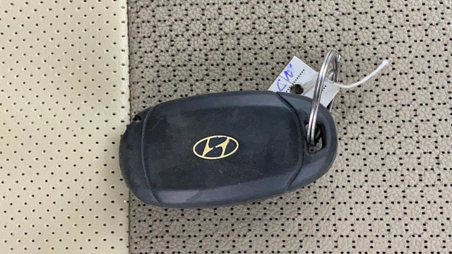View Hyundai Verna Image 19 Used Hyundai Verna Image 19