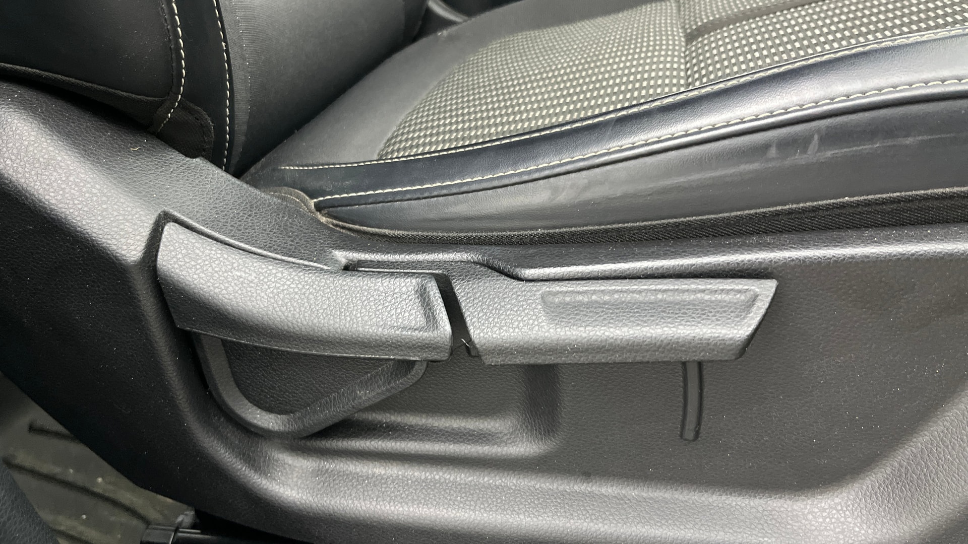 Used 2023 Kia Carens Used 2023 Kia Carens