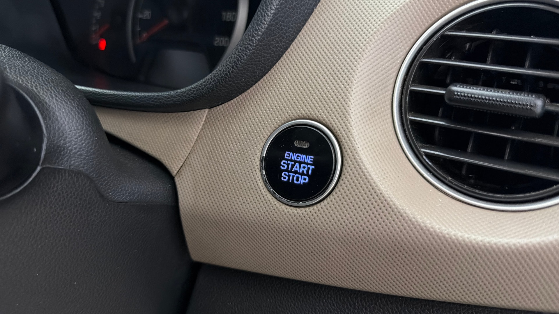 Used 2019 Hyundai Grand i10 Used 2019 Hyundai Grand i10