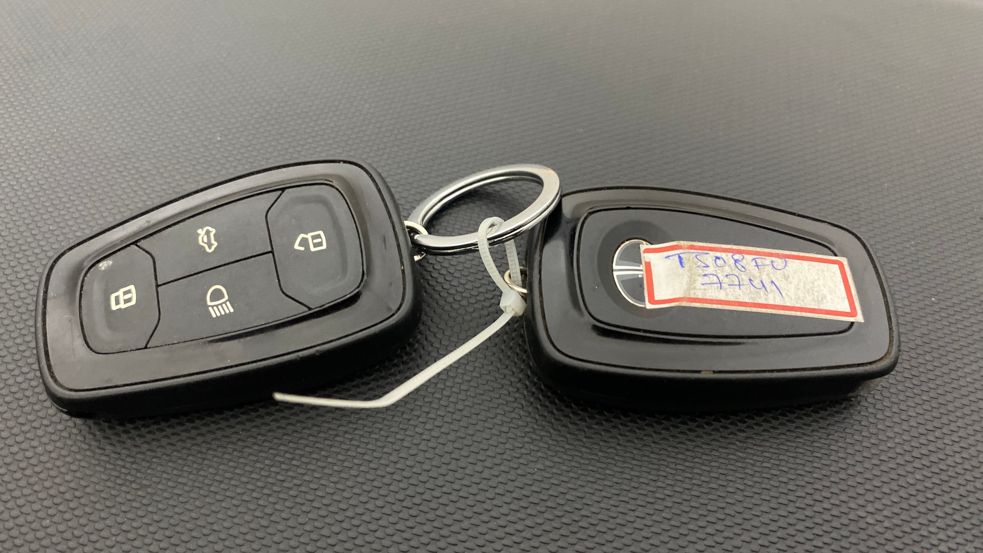 Used 2018 Tata Nexon Used 2018 Tata Nexon