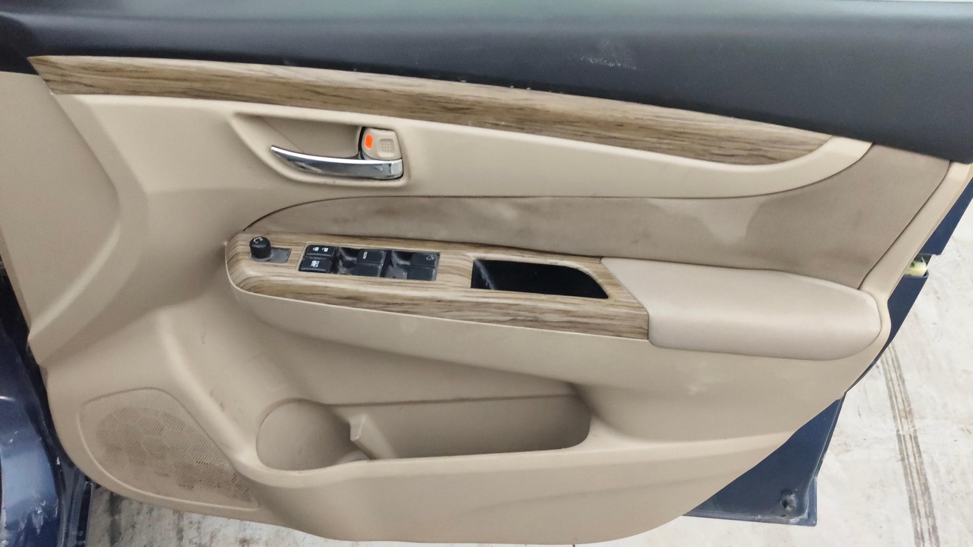 View 2019 Maruti Suzuki 1000 Base Variant Image 32 Used 2019 Maruti Suzuki 1000 Base Variant Image 32
