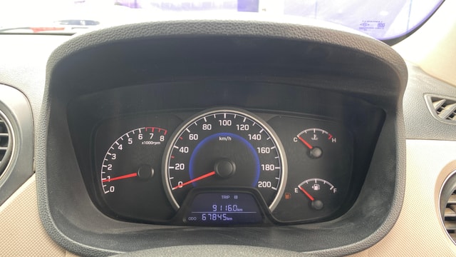 View Hyundai Grand i10 Image 33 Used Hyundai Grand i10 Image 33